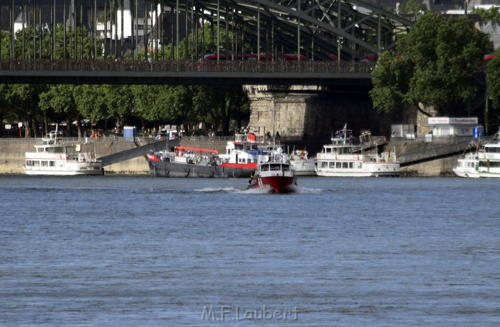 Schiff 1 Koeln in Hoehe der Koelner Zoobruecke P158.JPG - Miklos Laubert